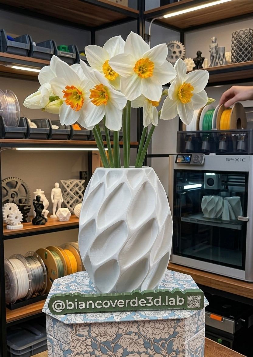Organic Chevron Texture Vase — Modern Sculptural Flower Pot | 3D Printed Minimalist Decor